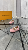 Pink buckle gg size