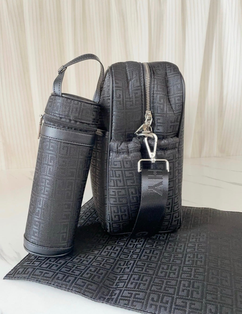 G changing bag