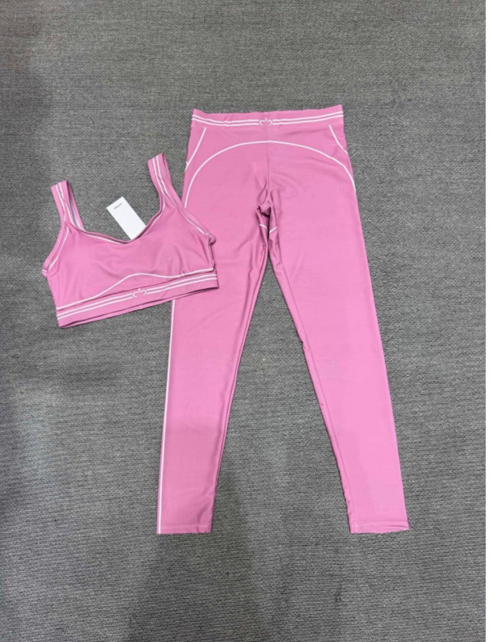 Alo Women’S Gym Set