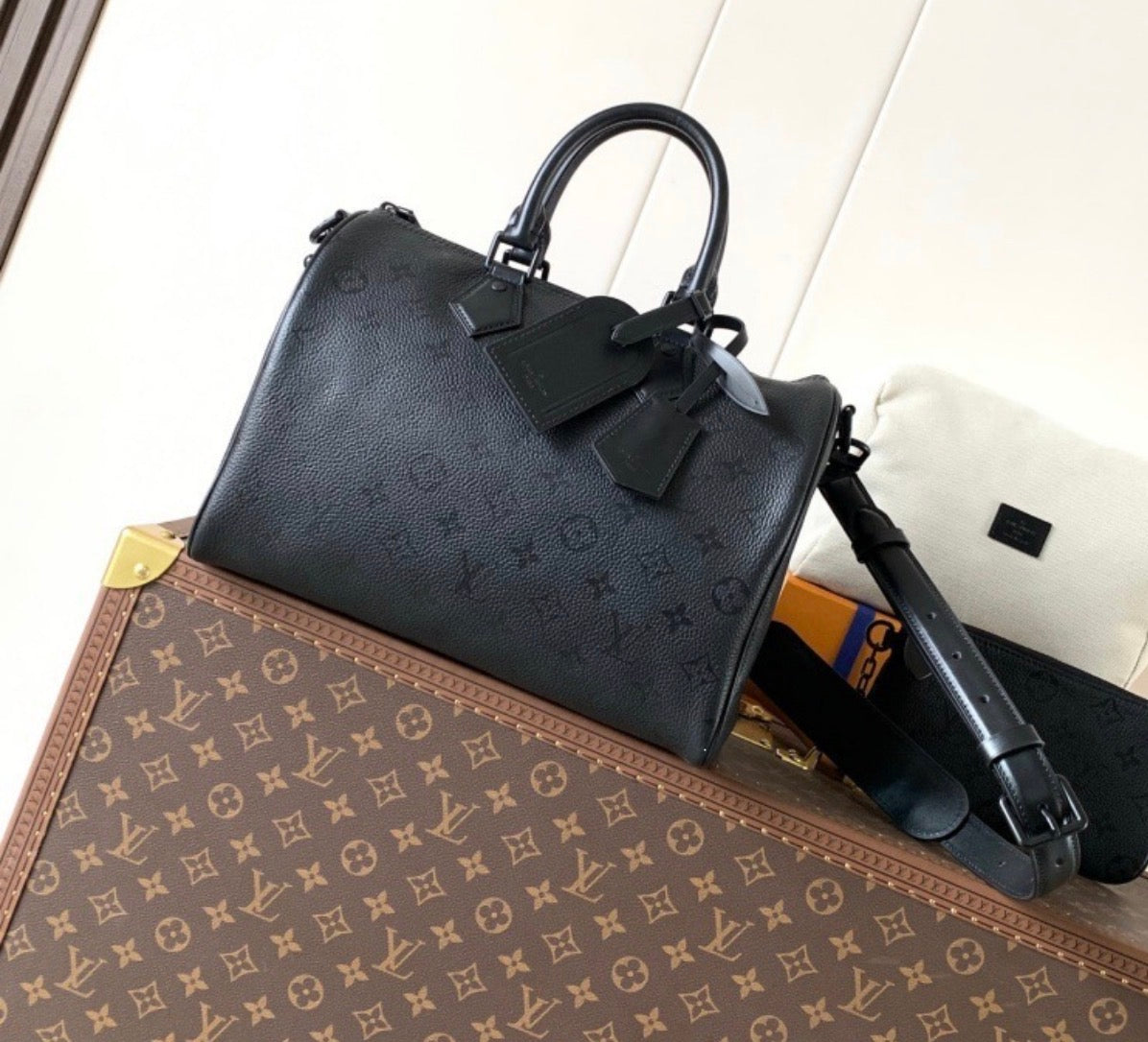 Duffel black