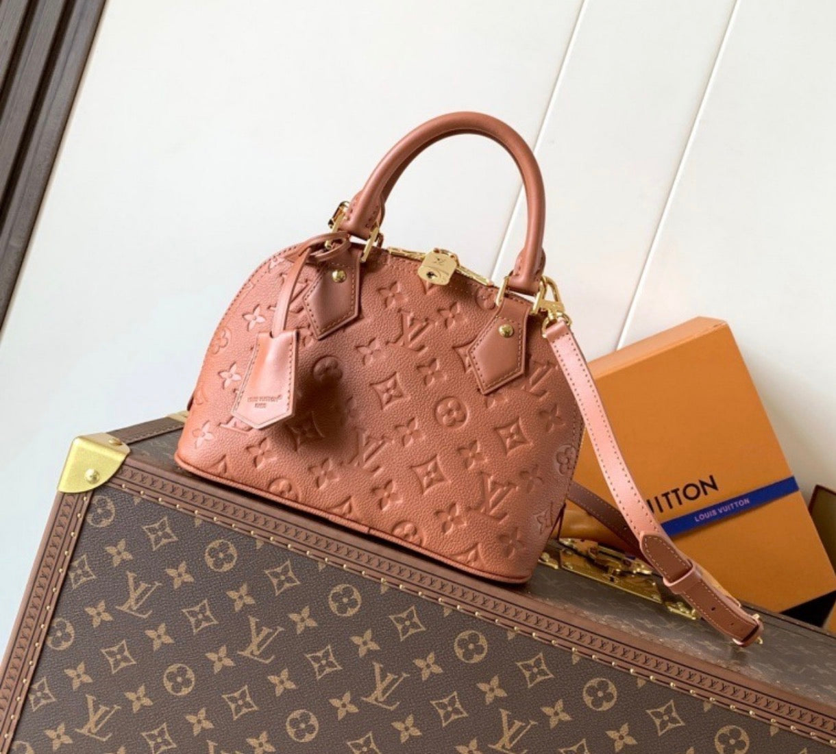 Luxury bag brown