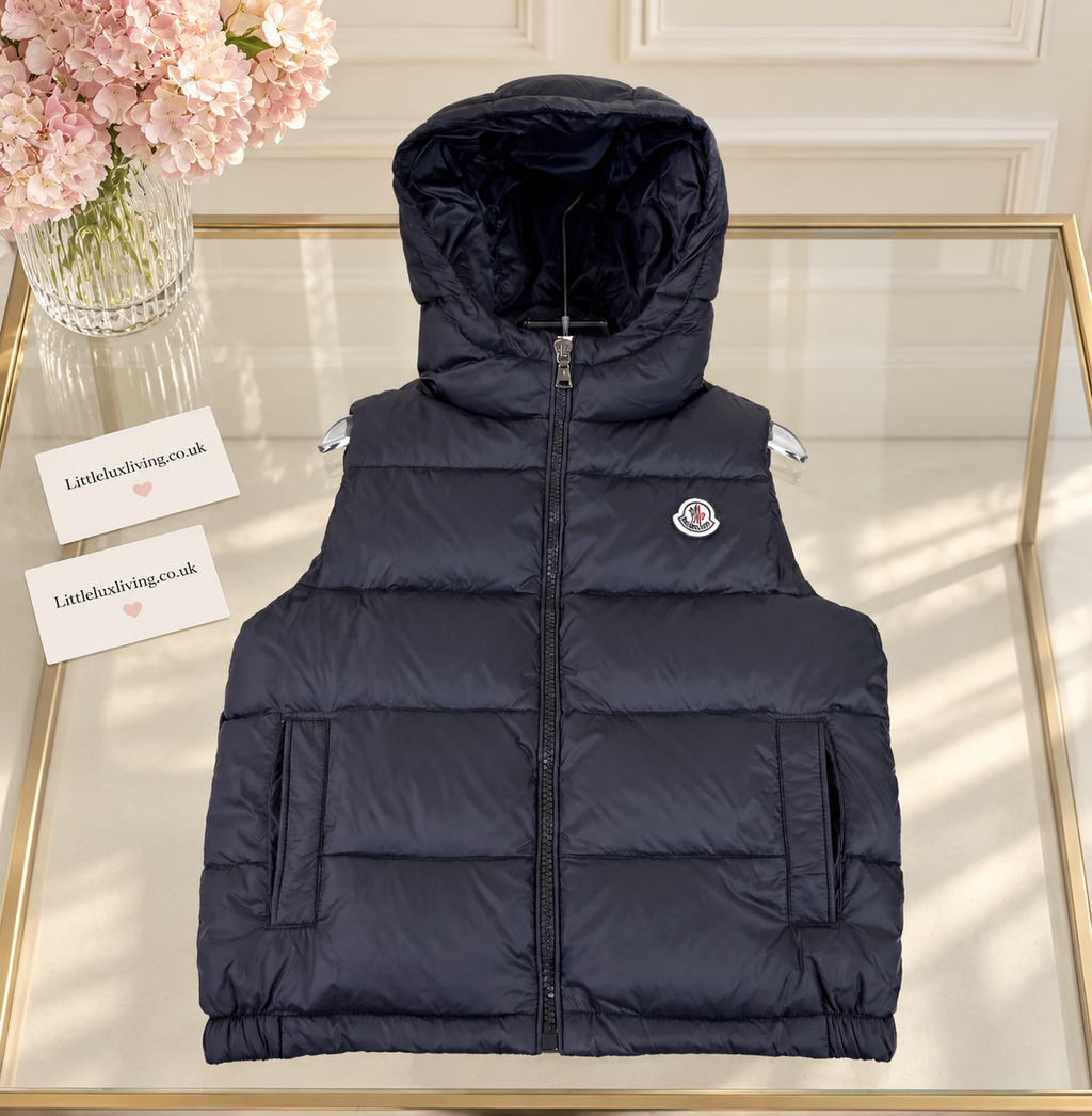 Hooded gilet