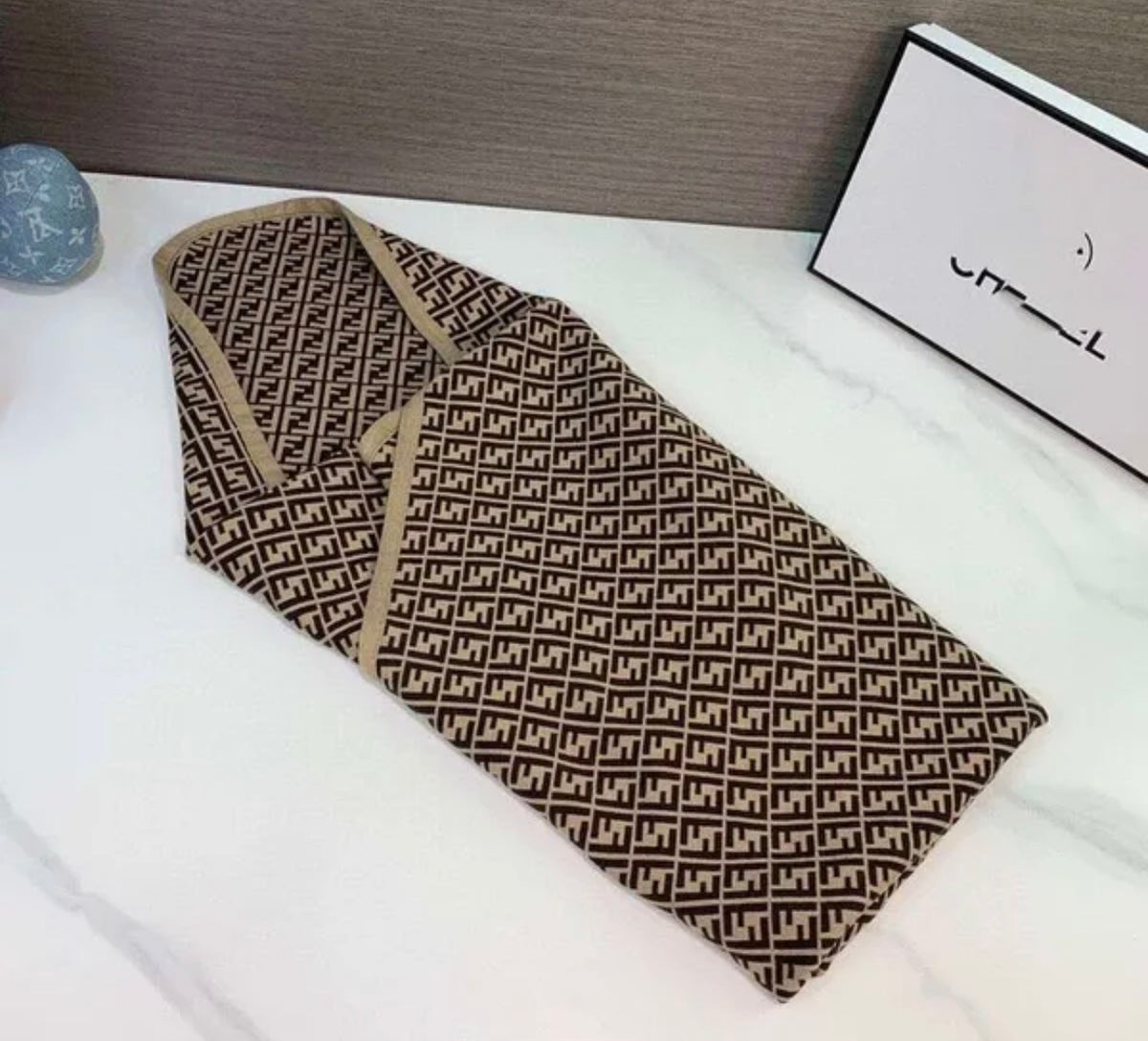 Blanket brown