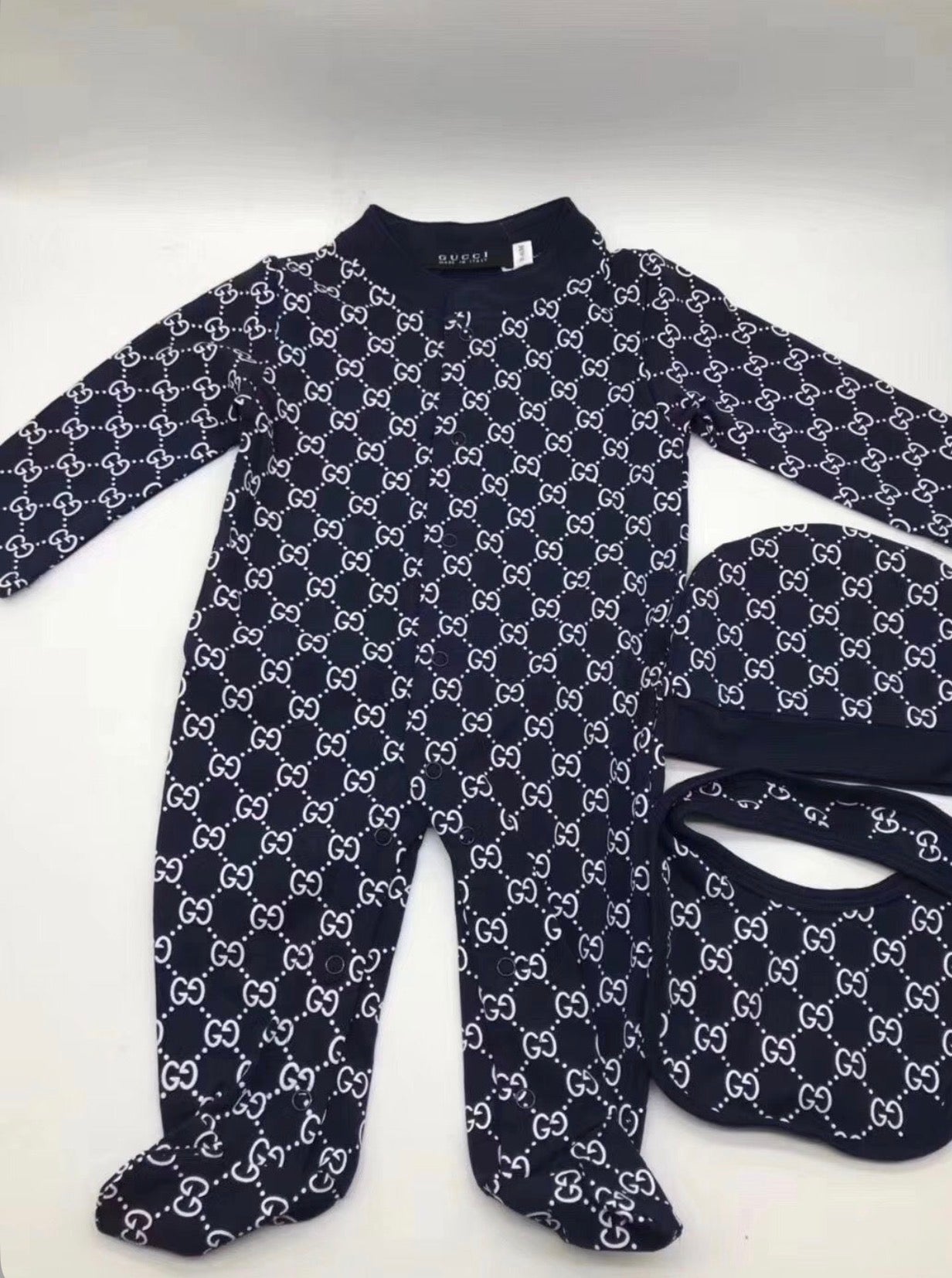 Baby romper navy set with bib