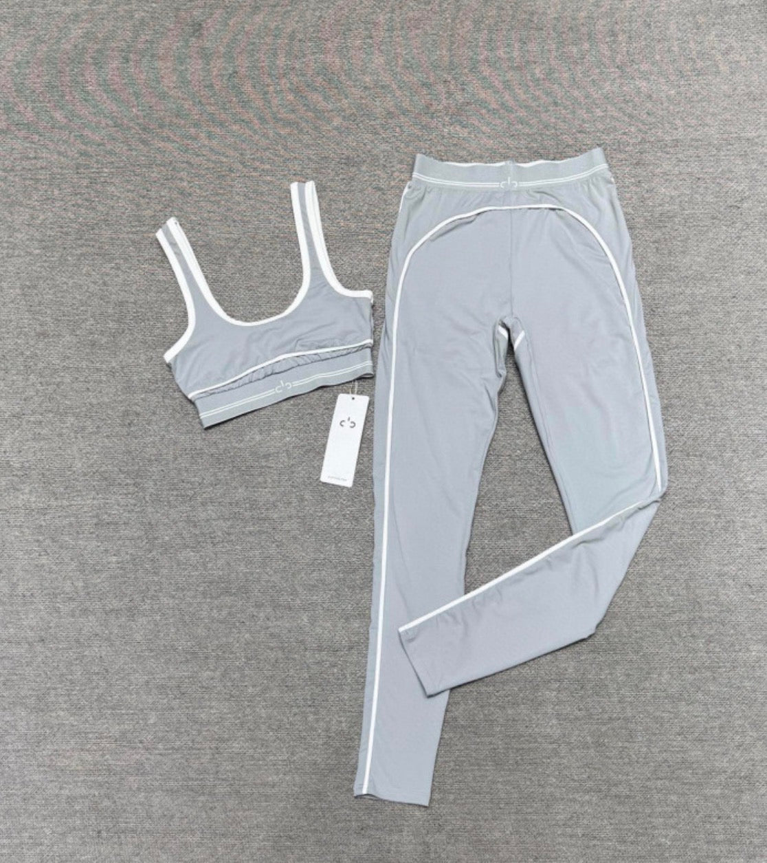 Alo Women’S Gym Set