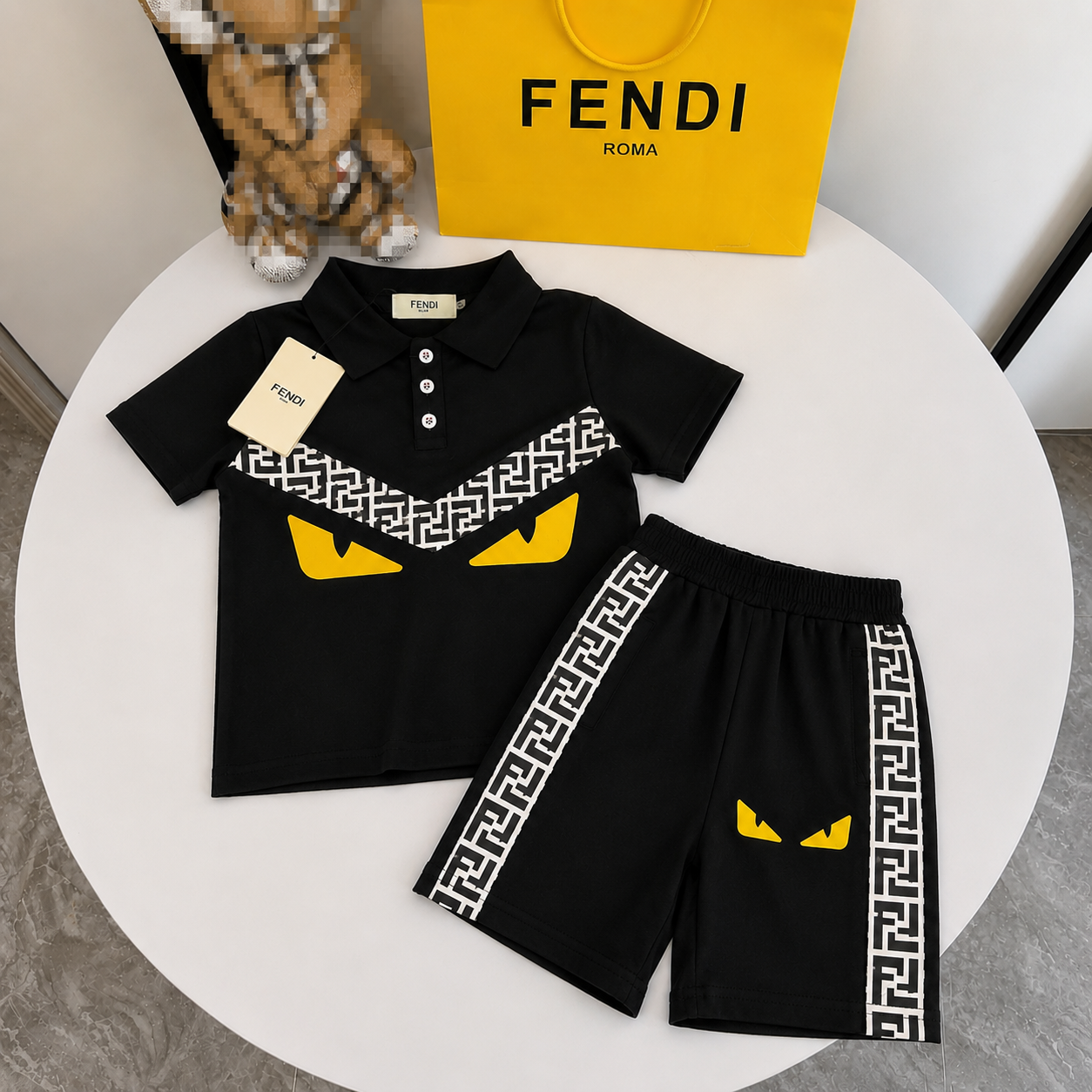 Patterned Set